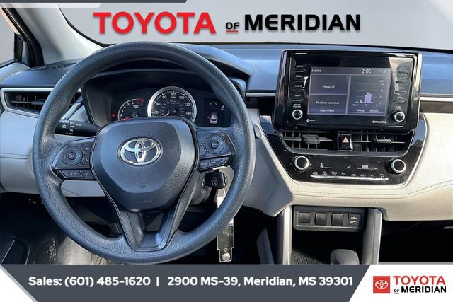 Used 2022 Toyota Corolla Cross L image 5