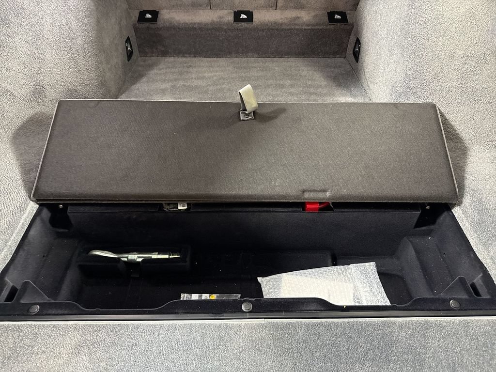 Used 2020 Rolls-Royce Cullinan AWD/4WD image 92