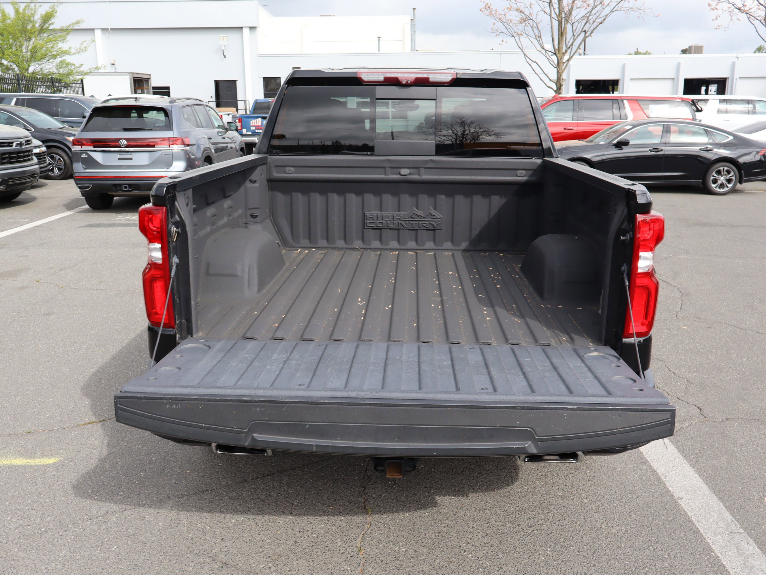 Used 2021 Chevrolet Silverado 1500 High Country w/ Technology Package image 13