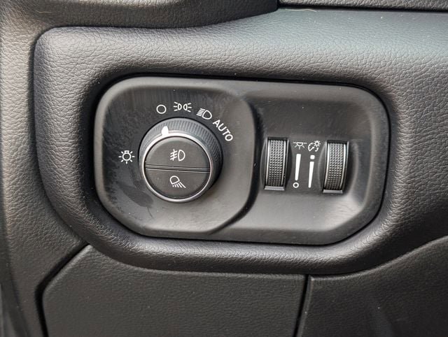 Used 2021 RAM 2500 Laramie AWD/4WD image 23