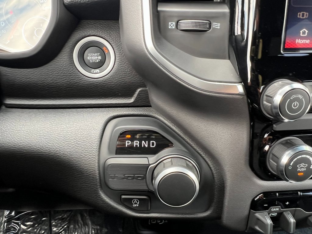 Certified 2025 RAM 1500 Big Horn image 26