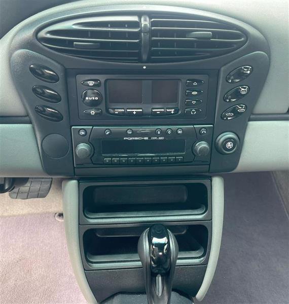Used 1999 Porsche Boxster image 11