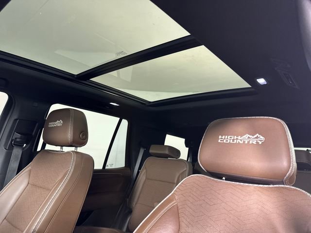 Used 2023 Chevrolet Tahoe High Country AWD/4WD image 12