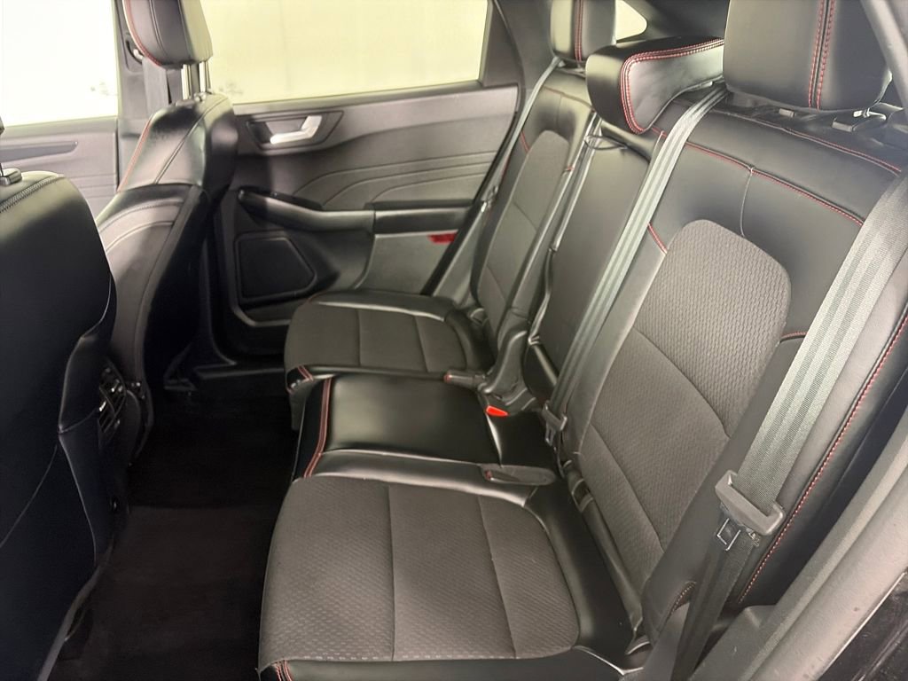 Certified 2025 Ford Escape ST-Line Select image 13
