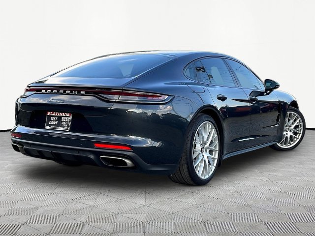 Used 2021 Porsche Panamera RWD image 5