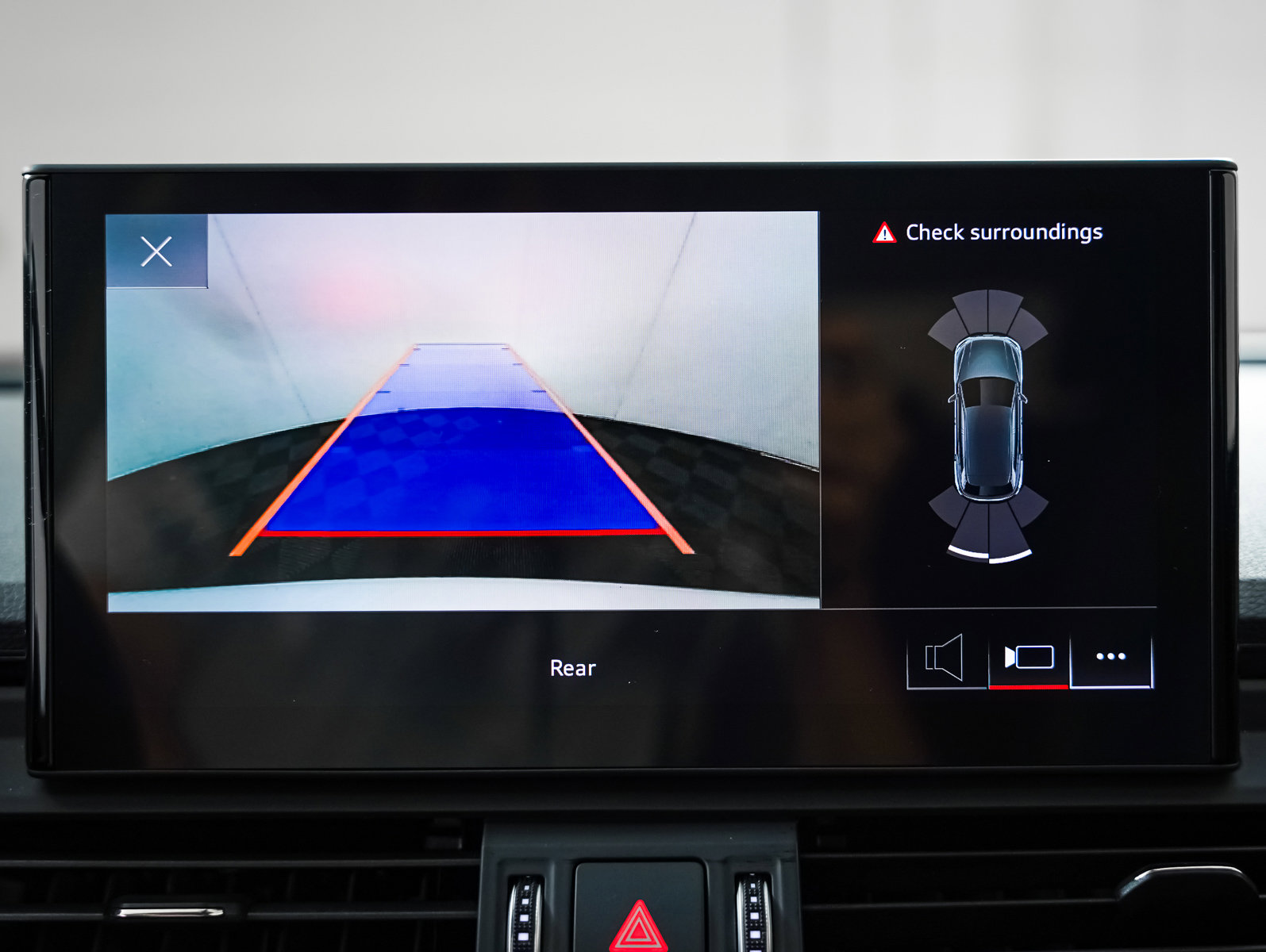 Used 2023 Audi Q5 2.0T Premium w/ Convenience Package image 17