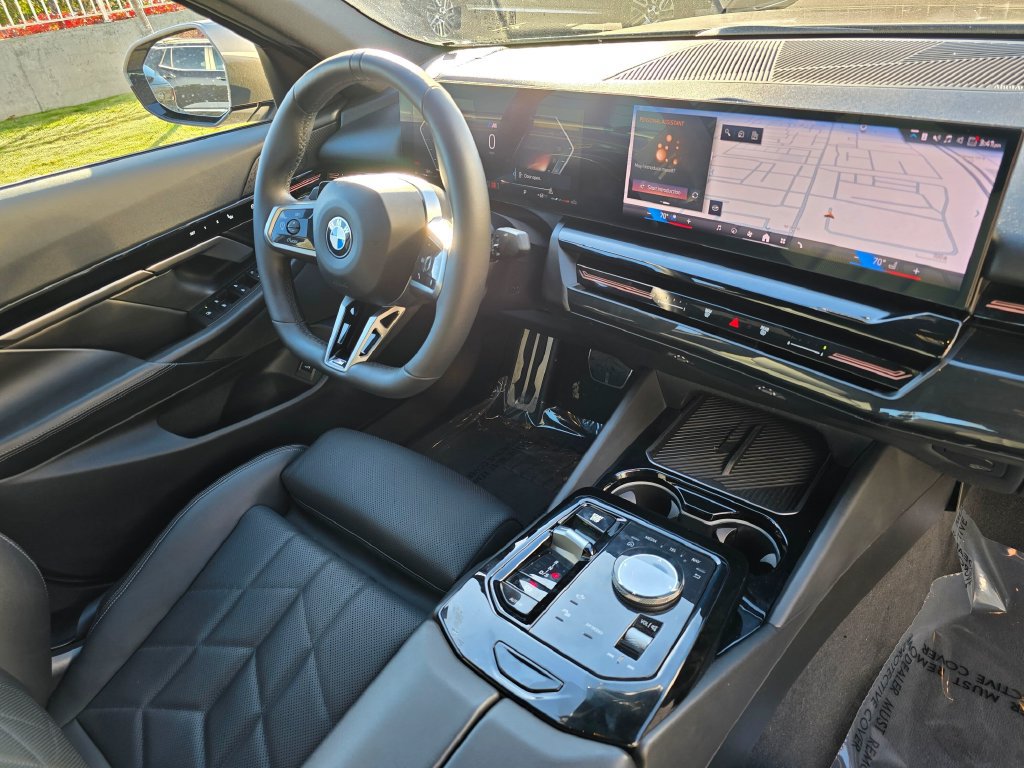 Used 2024 BMW 530i w/ M Sport Package RWD image 10
