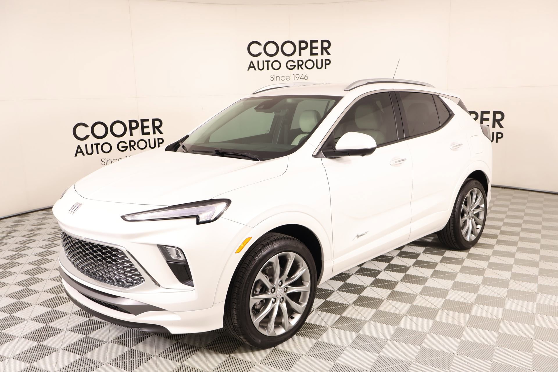 Used 2025 Buick Encore GX Avenir w/ Avenir Technology Package AWD/4WD image 10