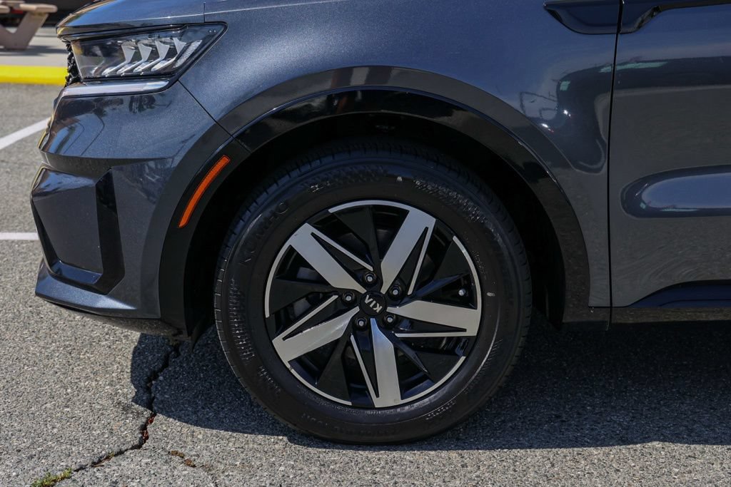 Used 2021 Kia Sorento EX FWD image 11
