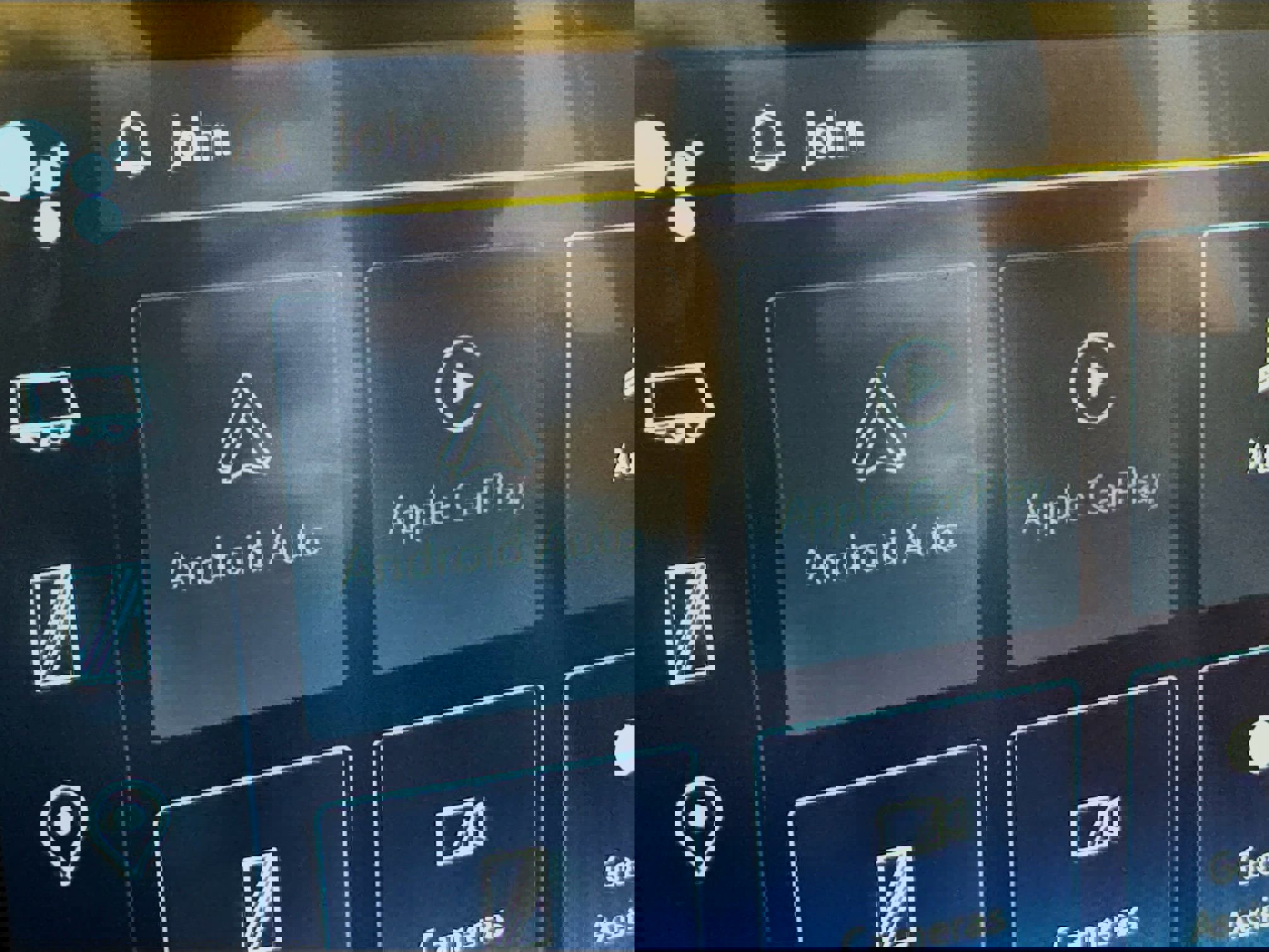 Used 2023 Chevrolet Suburban High Country image 2