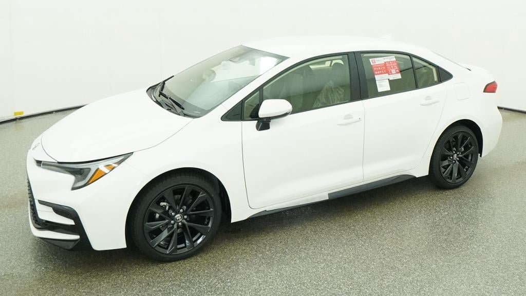 New 2026 Toyota Corolla SE FWD image 2