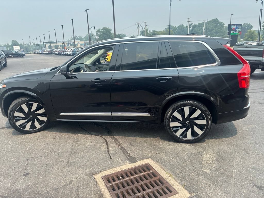 Used 2024 Volvo XC90 T8 Plus w/ Protection Package AWD/4WD image 7