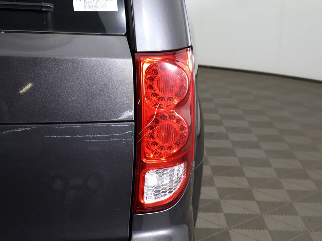 Used 2016 Dodge Grand Caravan American Value Package image 9