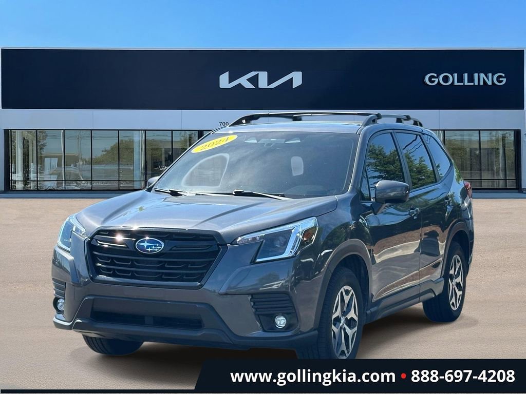 Used 2024 Subaru Forester Premium AWD/4WD image 5