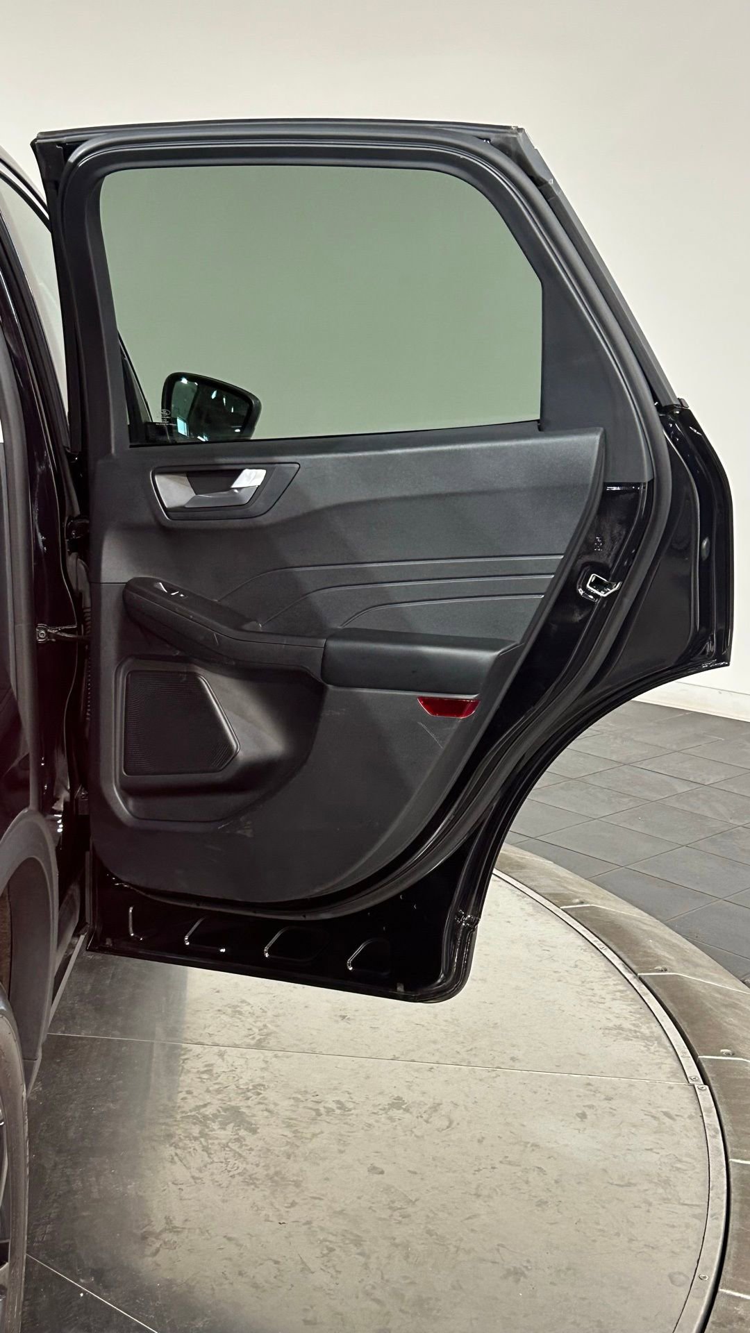 Used 2021 Ford Escape SE FWD image 48