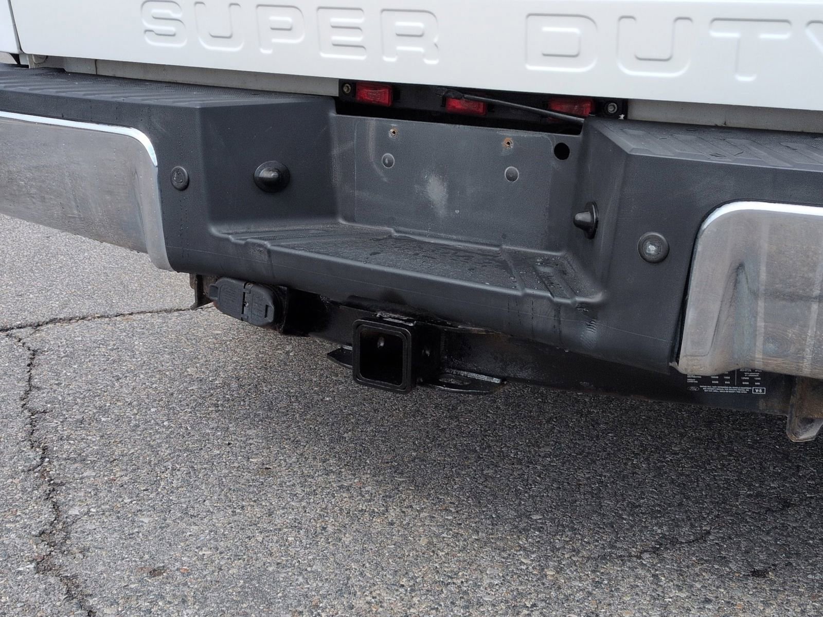 Used 2014 Ford F350 Lariat w/ Lariat Ultimate Package image 40