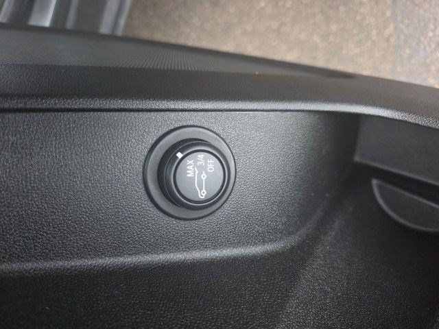 Used 2019 Chevrolet Equinox LT w/ LT True North Edition AWD/4WD image 13