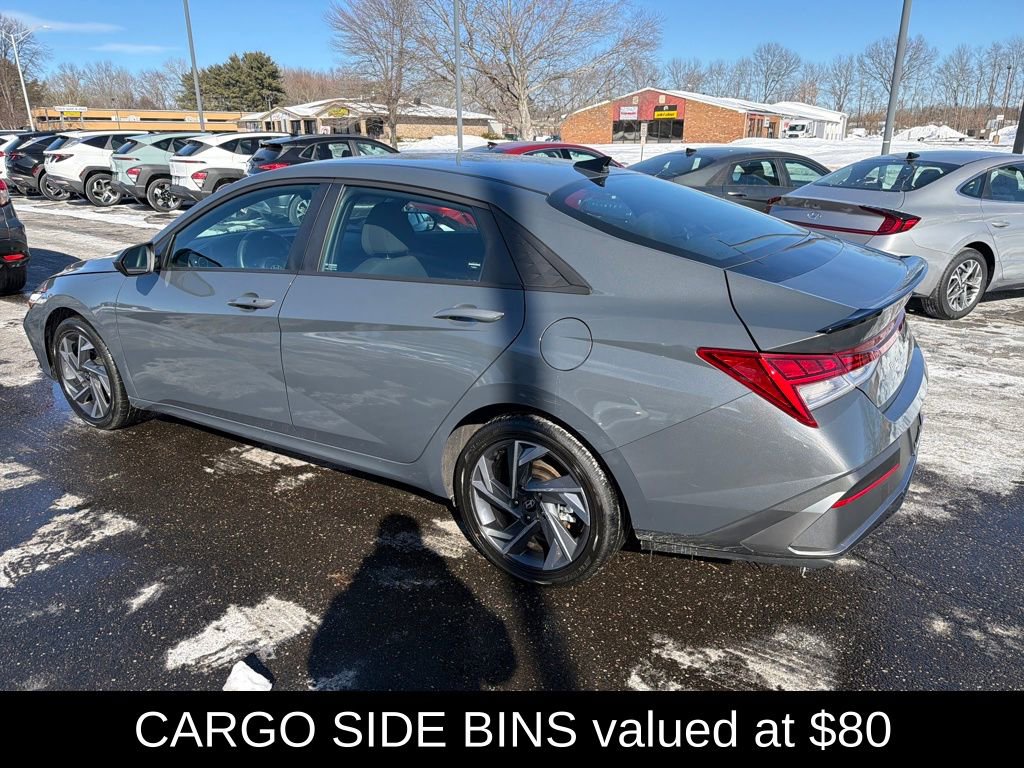 Certified 2025 Hyundai Elantra SEL image 5