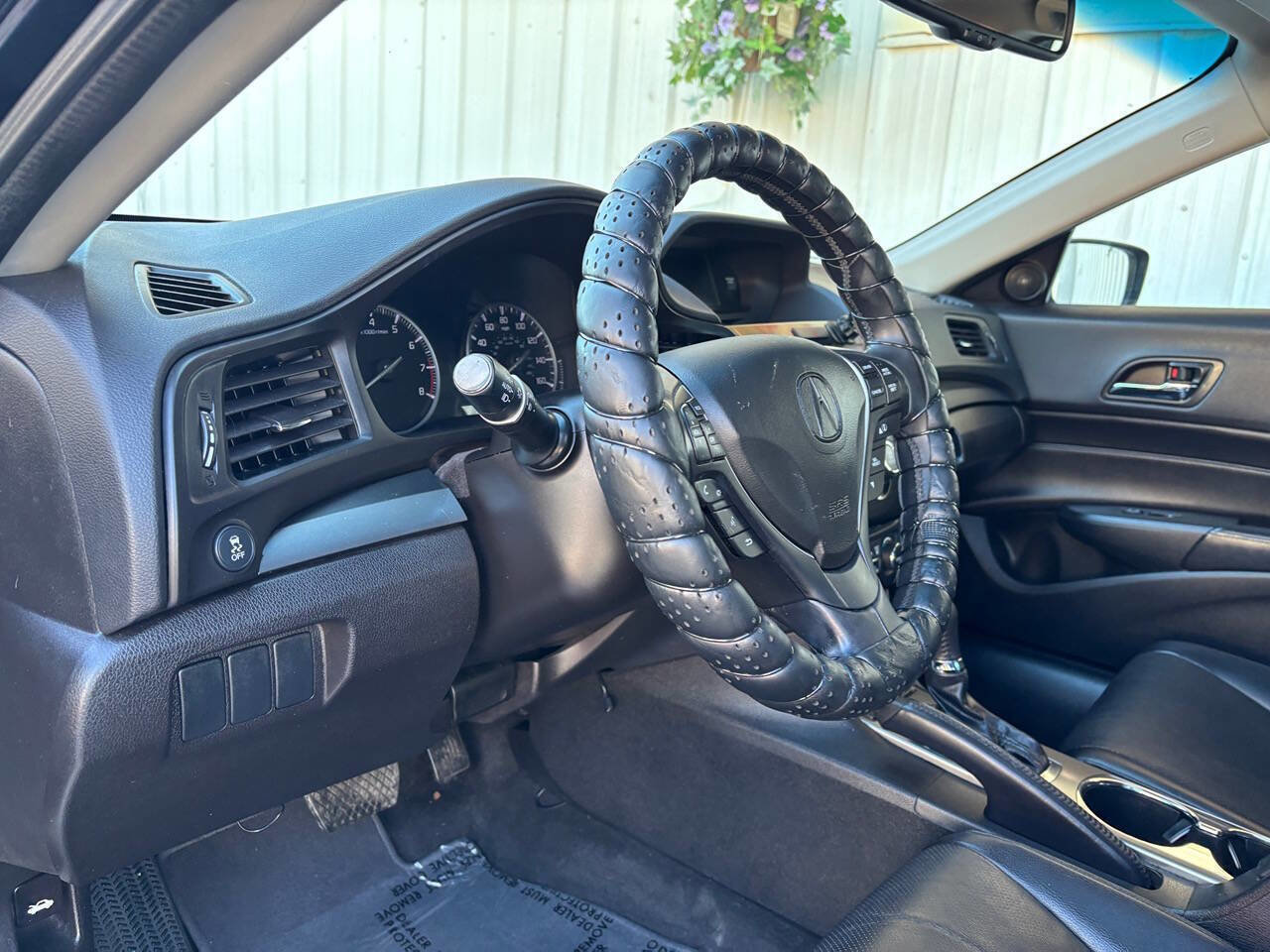 Used 2013 Acura ILX w/ Premium Package image 9