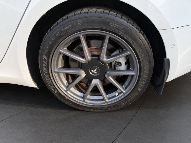 Used 2020 Tesla Model 3 Performance AWD/4WD image 21