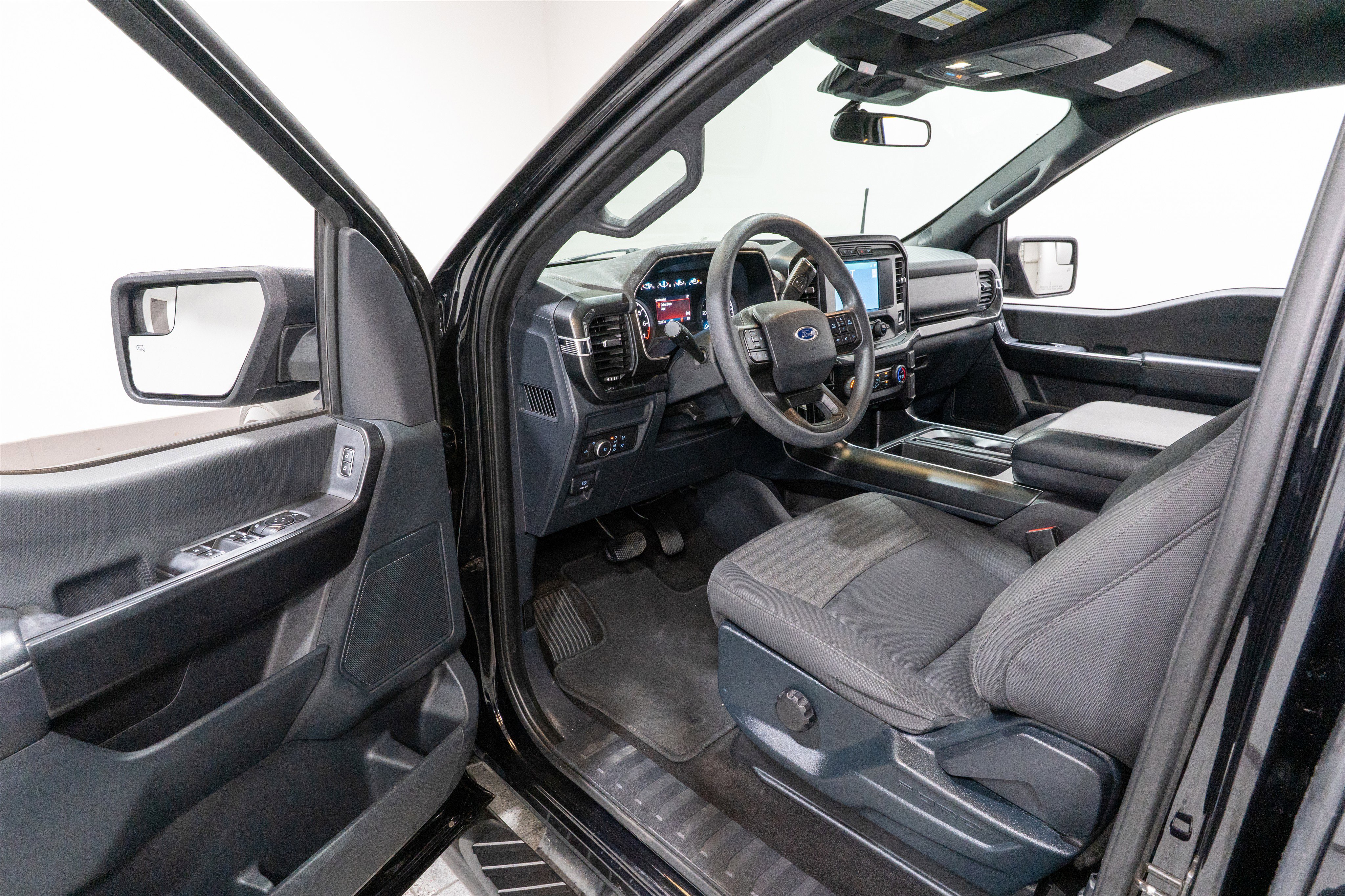 Used 2021 Ford F150 XL w/ STX Appearance Package RWD image 13