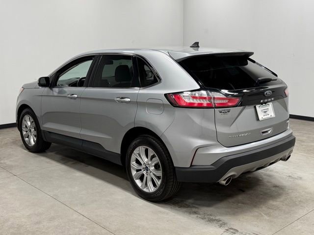 Certified 2022 Ford Edge Titanium AWD/4WD image 9