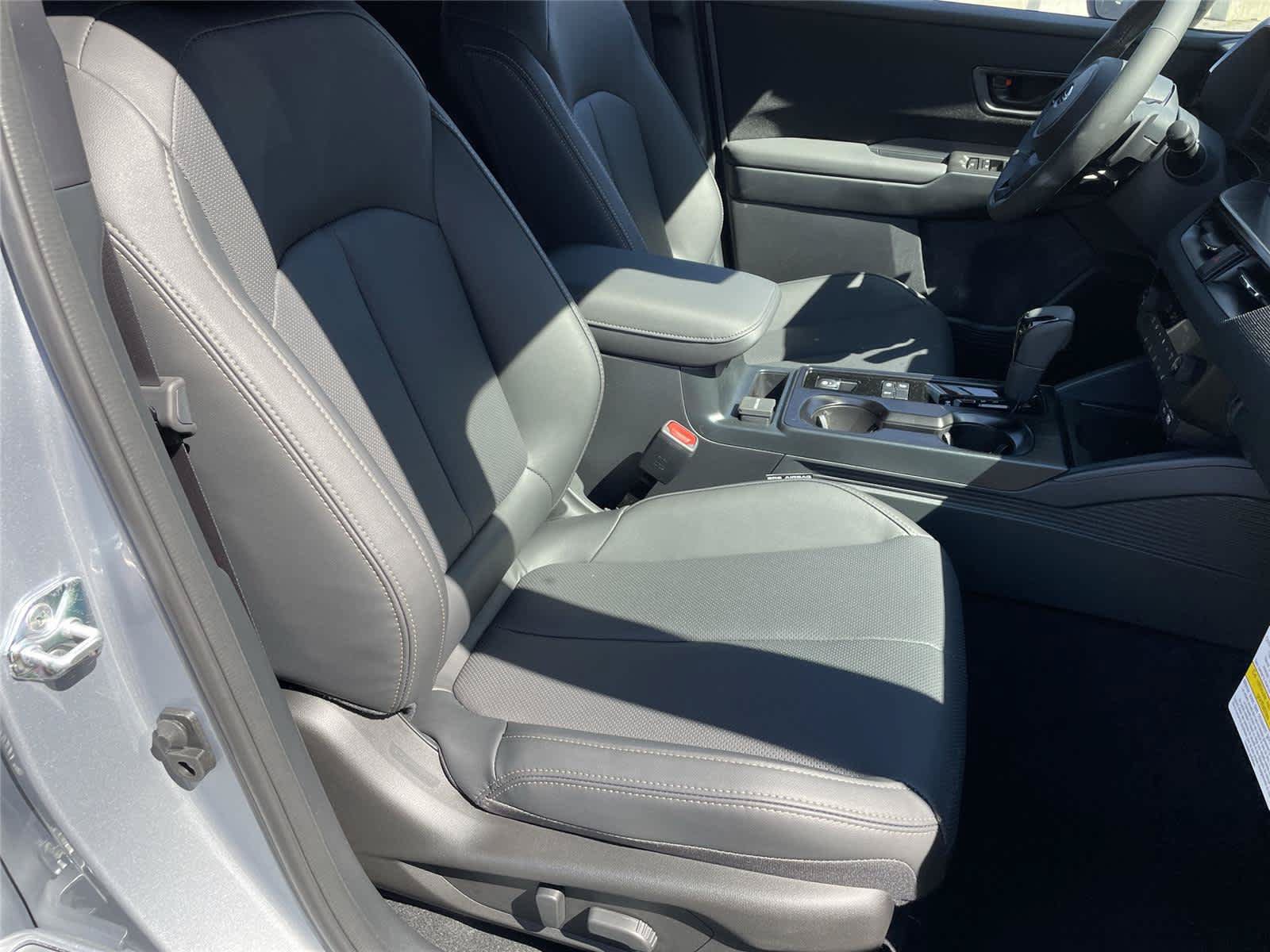 New 2026 Subaru Outback Limited AWD/4WD image 18