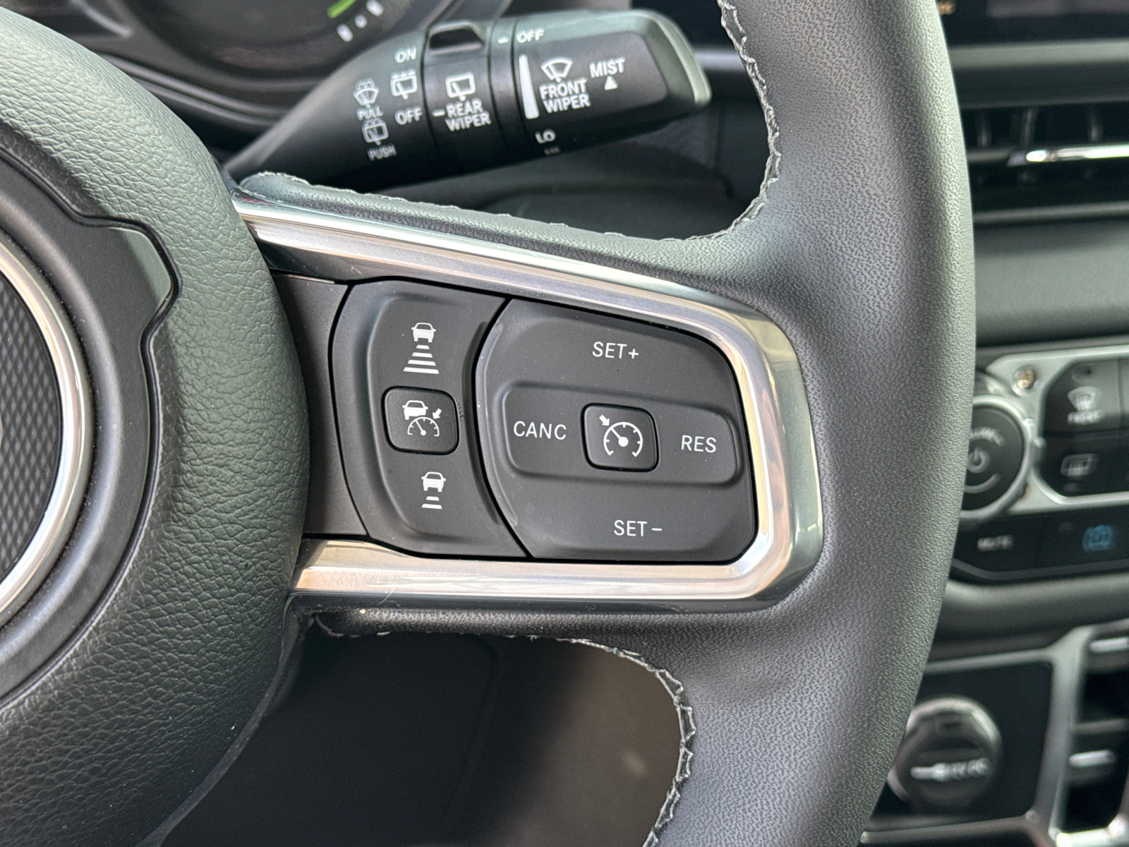 Used 2025 Jeep Wrangler Backcountry image 24