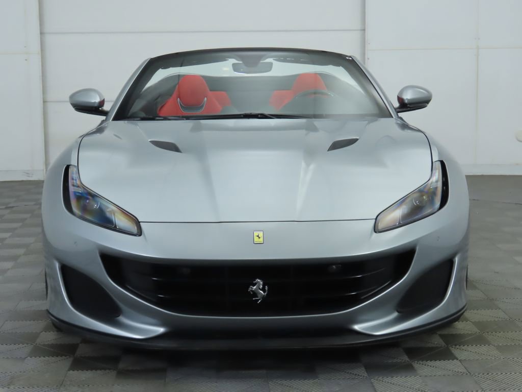 Used 2019 Ferrari Portofino image 2