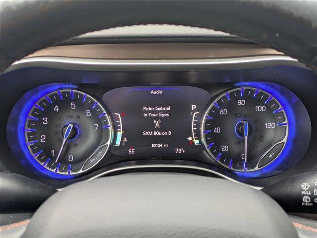 Used 2018 Chrysler Pacifica Touring-L w/ Advanced Safetytec Group FWD image 11