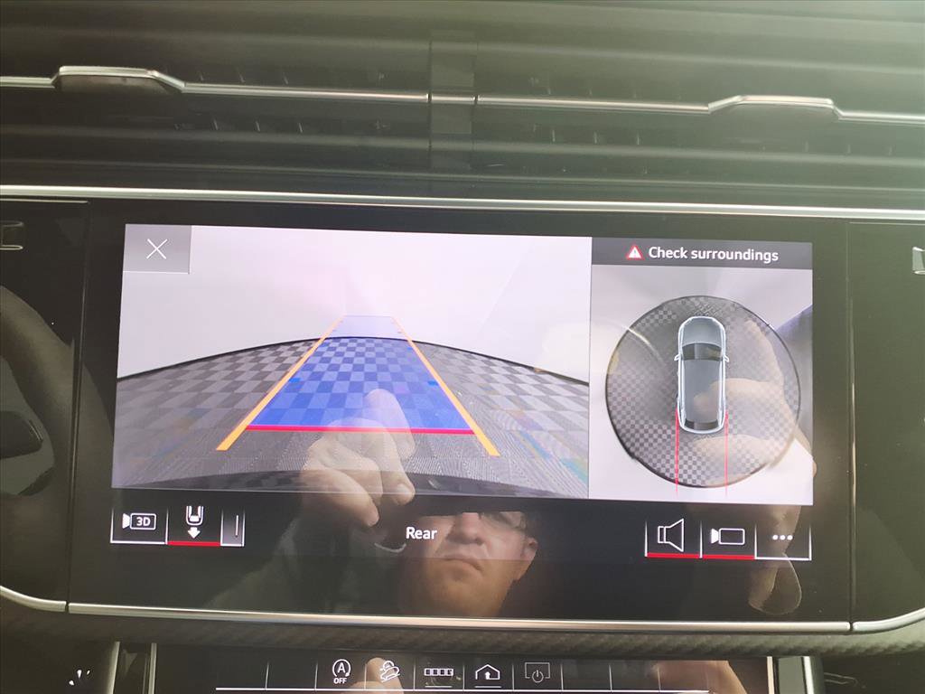 Used 2023 Audi RS Q8 image 18