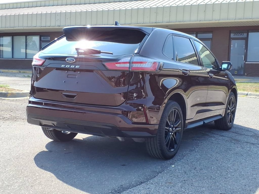 Used 2024 Ford Edge ST-Line AWD/4WD image 5