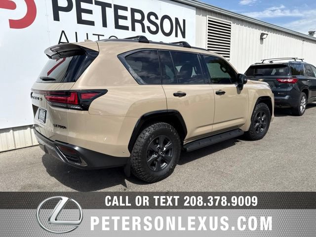 Used 2026 Lexus LX 700h Overtrail w/ Accessory Package (P3) AWD/4WD image 4