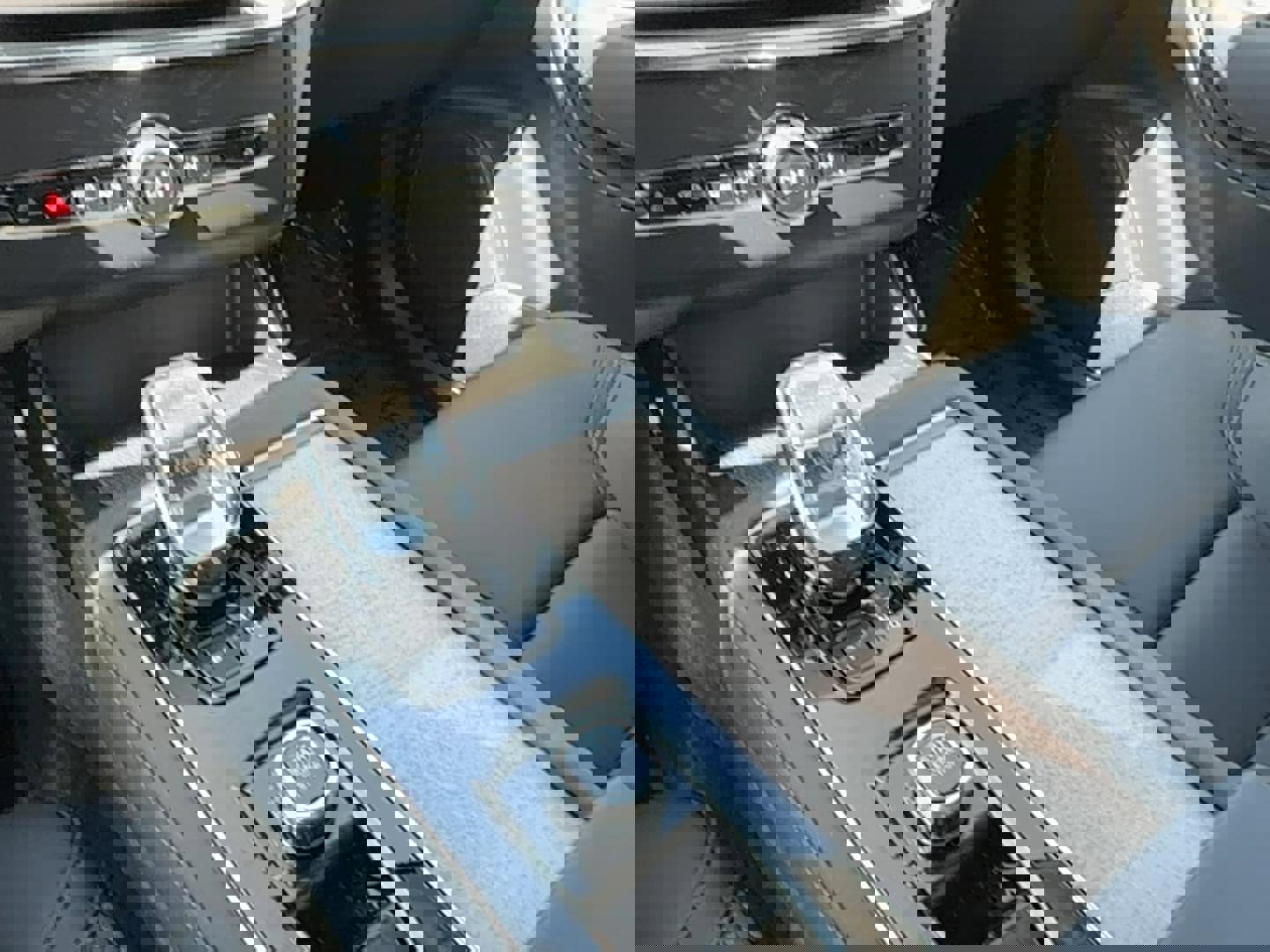 Used 2025 Volvo XC90 B6 Core w/ Climate Package image 24