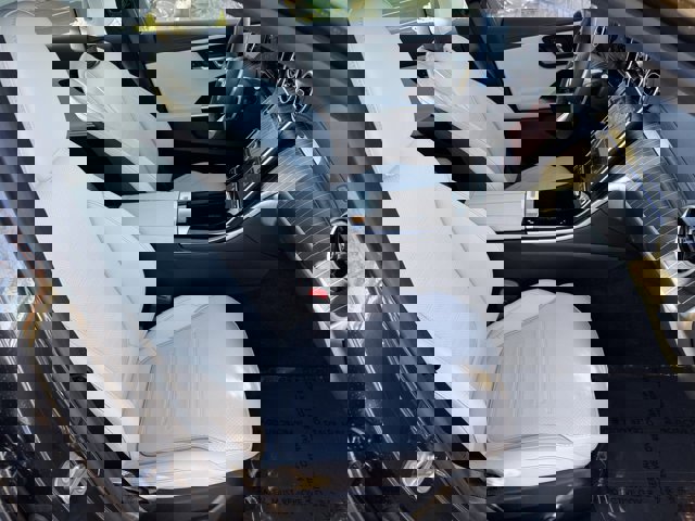 Used 2024 Mercedes-Benz C 300 4MATIC Sedan image 6