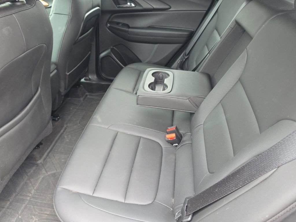 Used 2023 Chevrolet TrailBlazer ACTIV w/ Sun and Liftgate Package FWD image 7