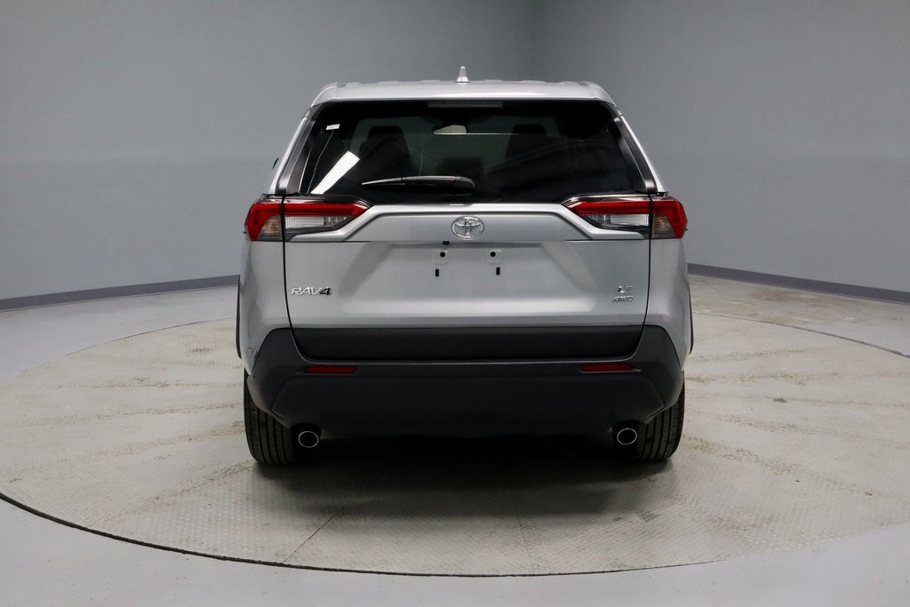 Used 2024 Toyota RAV4 LE image 9