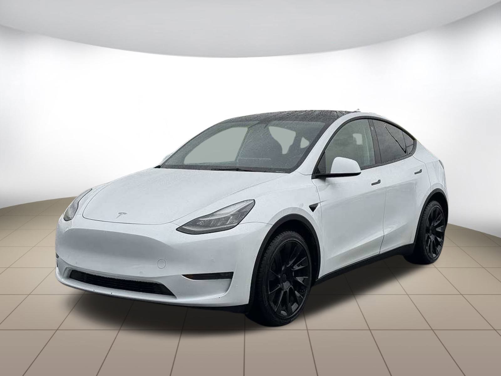 Used 2021 Tesla Model Y Long Range image 3