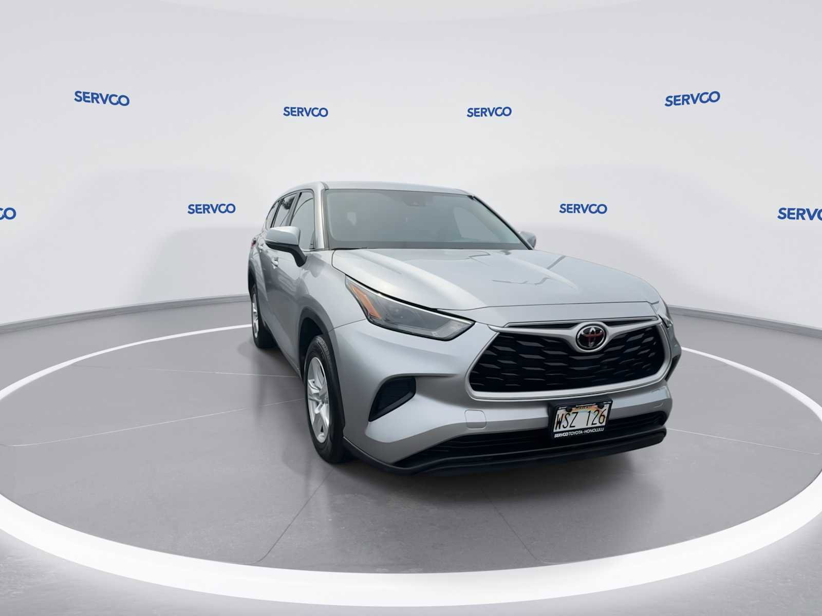 Used 2023 Toyota Highlander L image 3