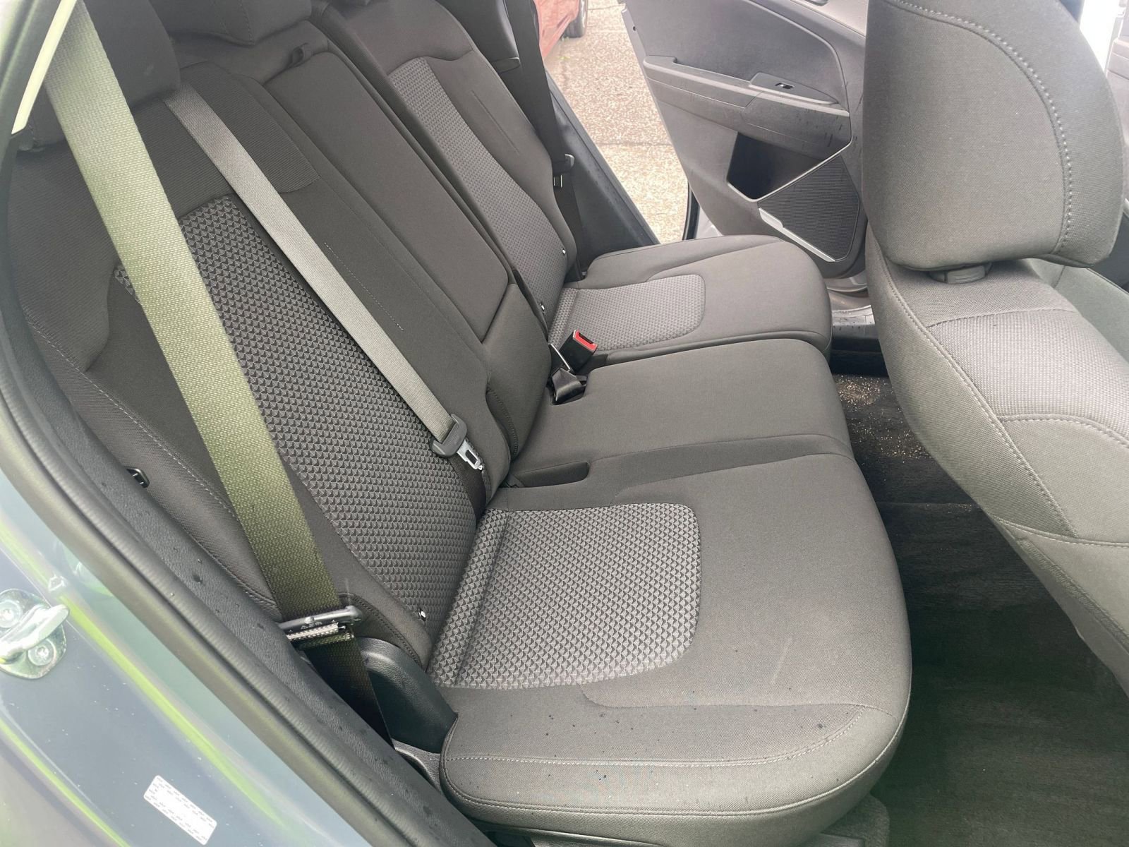 Used 2025 Kia Sportage LX image 37