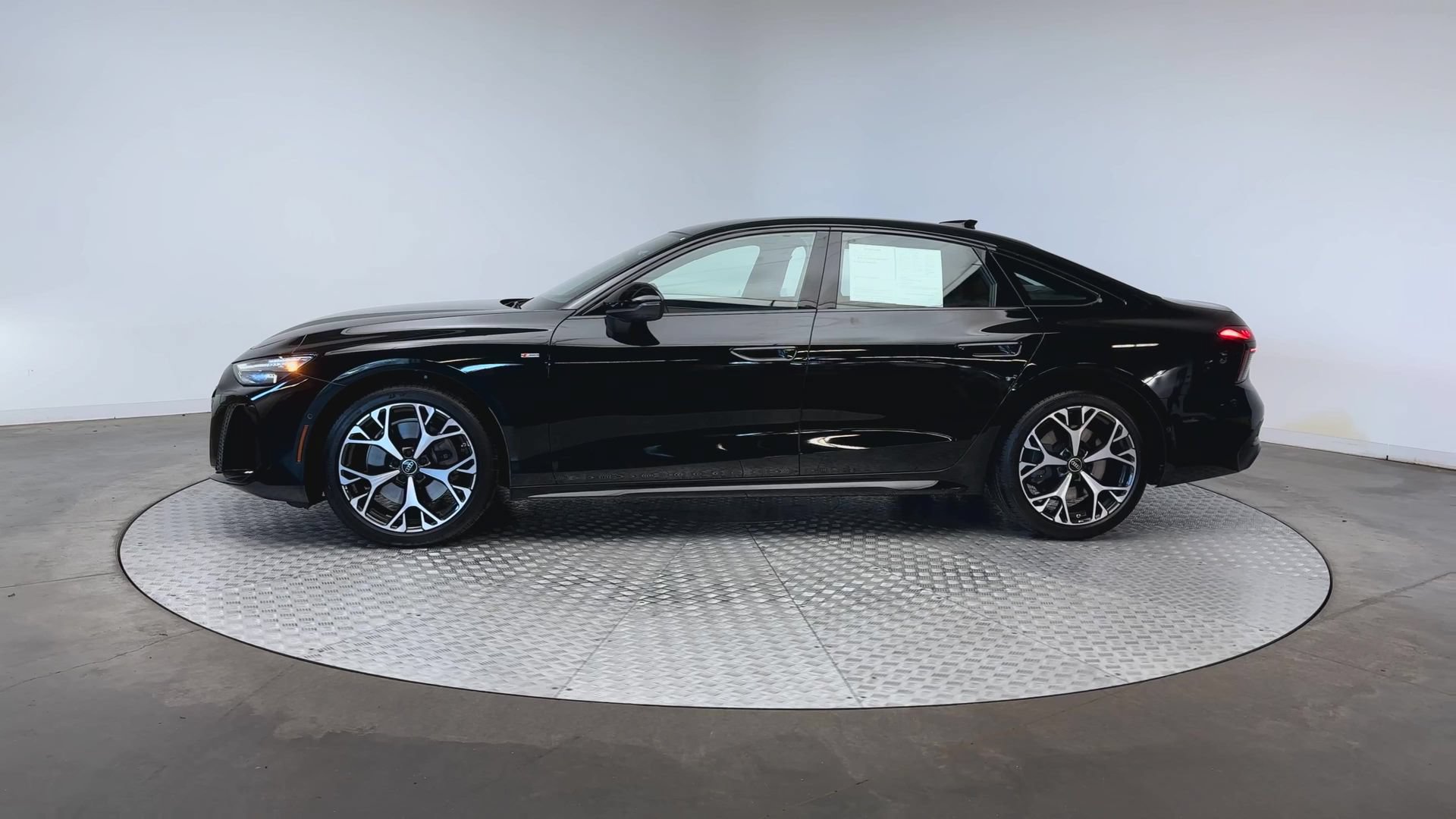 Used 2026 Audi A6 Premium Plus AWD/4WD image 5