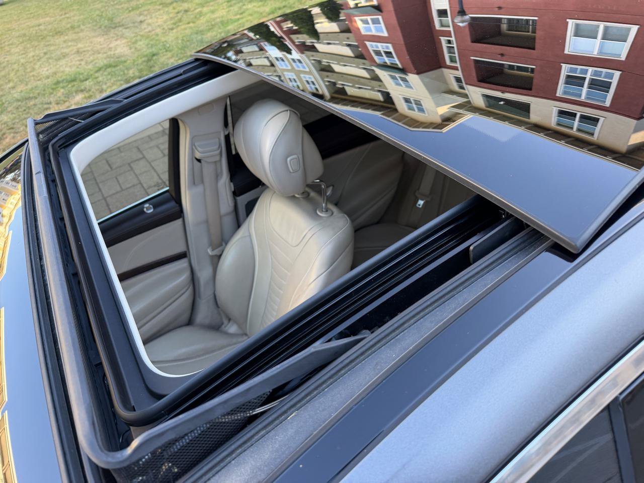 Used 2019 Mercedes-Benz S 560 Sedan image 26