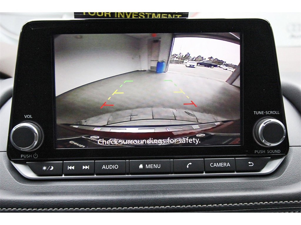 Used 2023 Nissan Rogue SV image 21