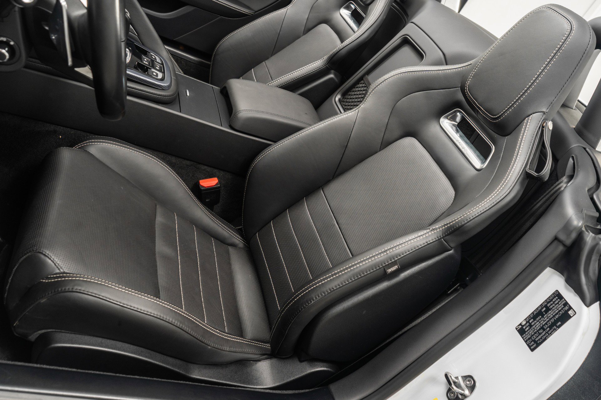 Used 2019 Jaguar F-TYPE R-Dynamic image 26