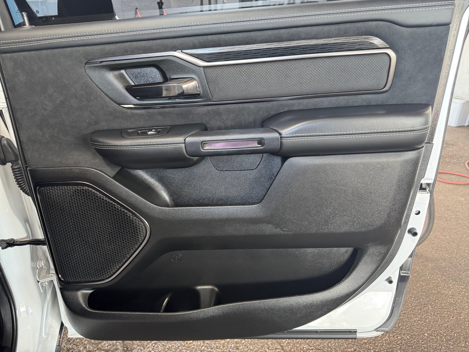 Used 2025 RAM 1500 RHO AWD/4WD image 29