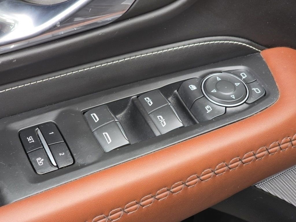 Used 2023 GMC Yukon XL Denali Ultimate image 25