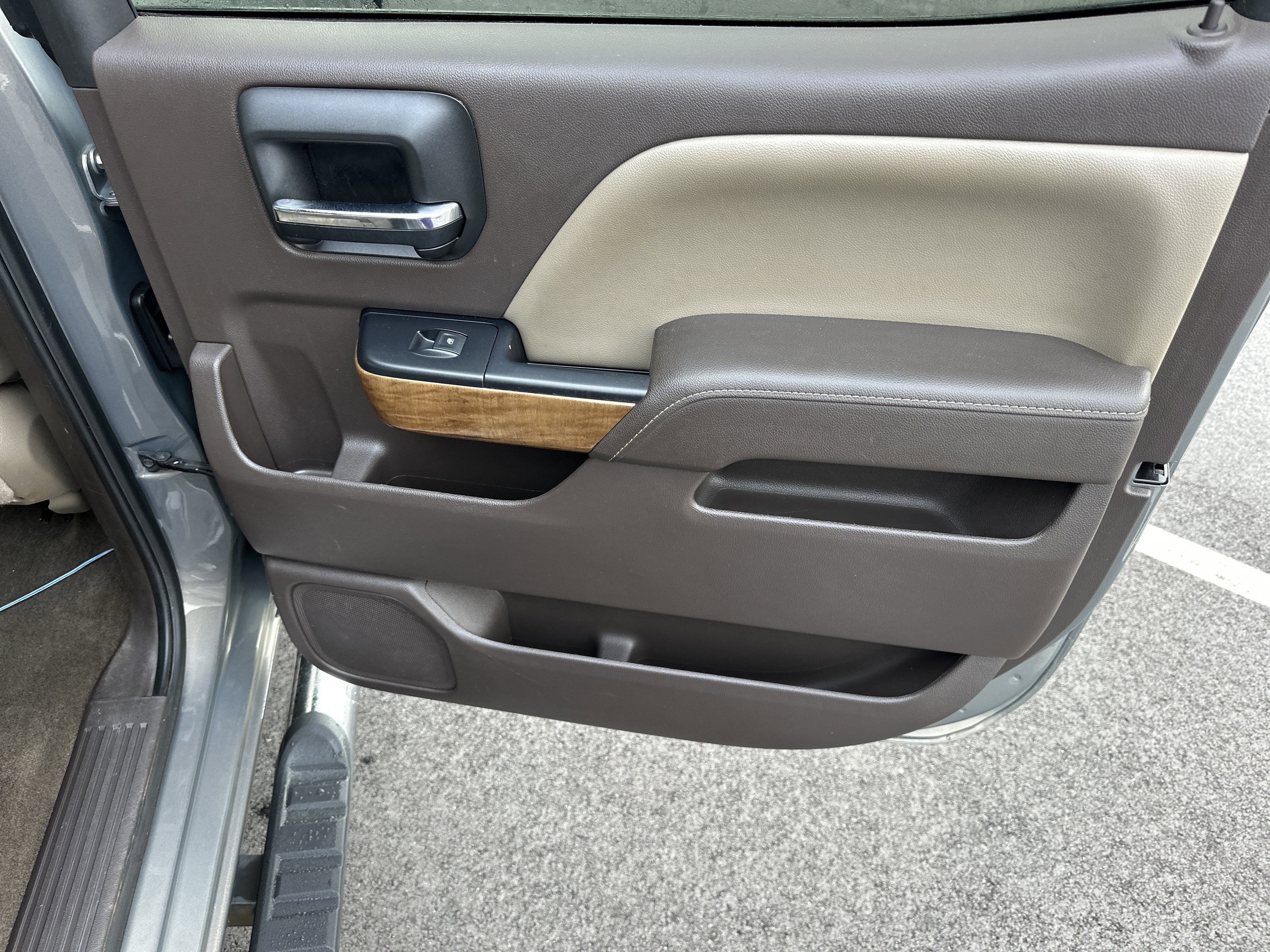 Certified 2017 Chevrolet Silverado 1500 LTZ w/ Sport Package image 17