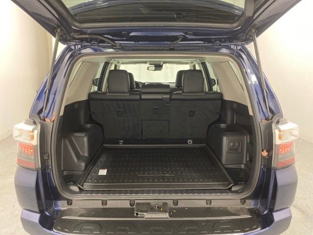 Certified 2024 Toyota 4Runner SR5 Premium image 37