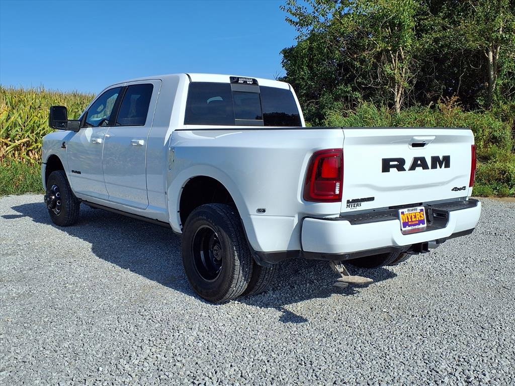 Used 2025 RAM 3500 Laramie image 33