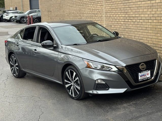Used 2021 Nissan Altima 2.5 SR FWD image 4